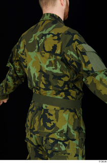 Victor army belt camo jacket dressed upper body 0006.jpg